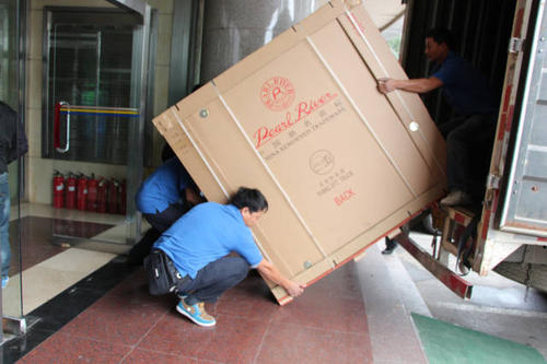 阆中钢琴贵重工艺品无忧运